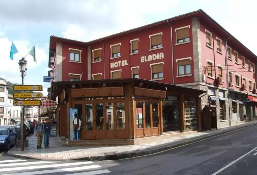 호텔 Eladia