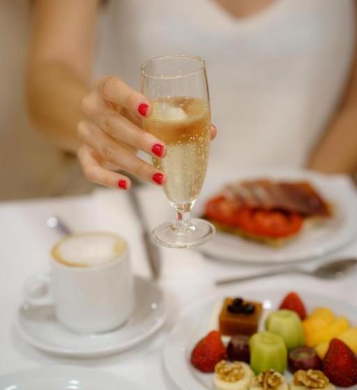 هتل Helios Benidorm