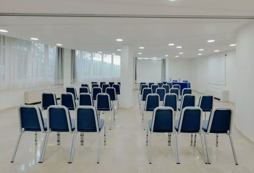 هتل Hesperia Ciudad De Mallorca