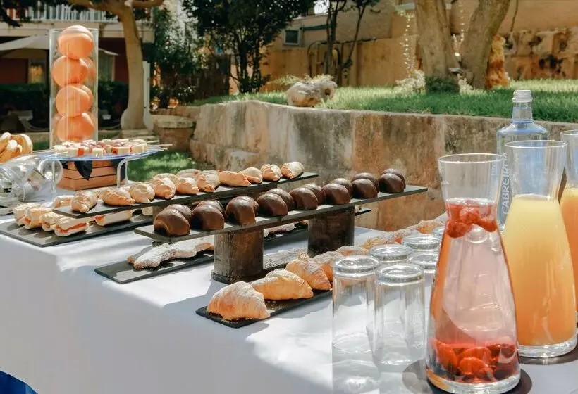 هتل Hesperia Ciudad De Mallorca