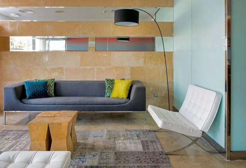 هتل Hesperia Ciudad De Mallorca