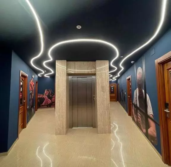 Hotel Paula Films Collection