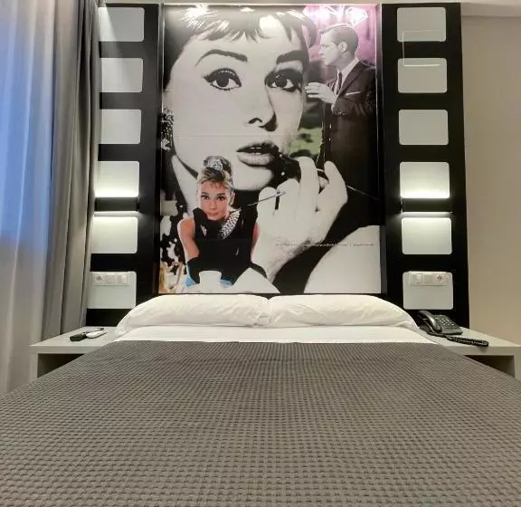 Hotel Paula Films Collection