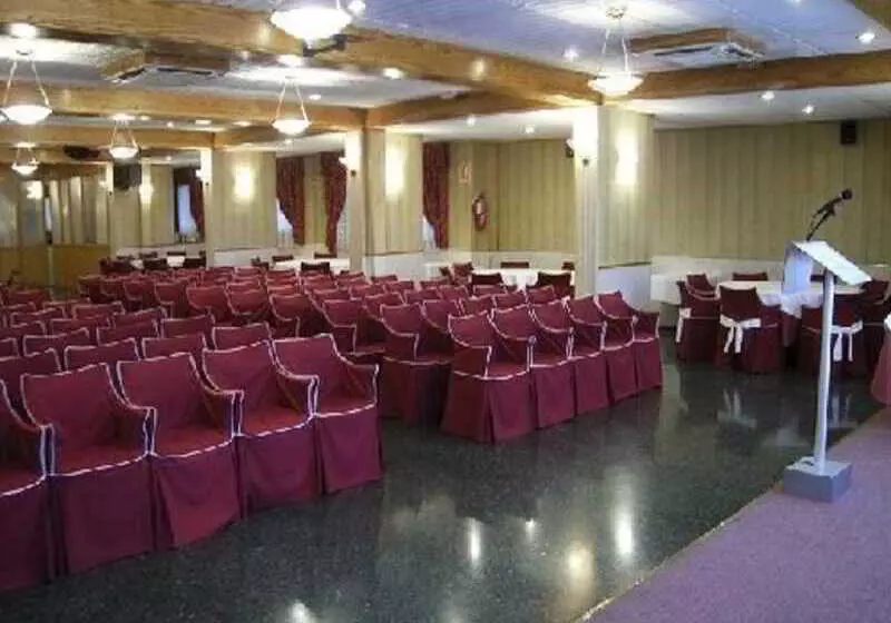 ホテル Reconquista