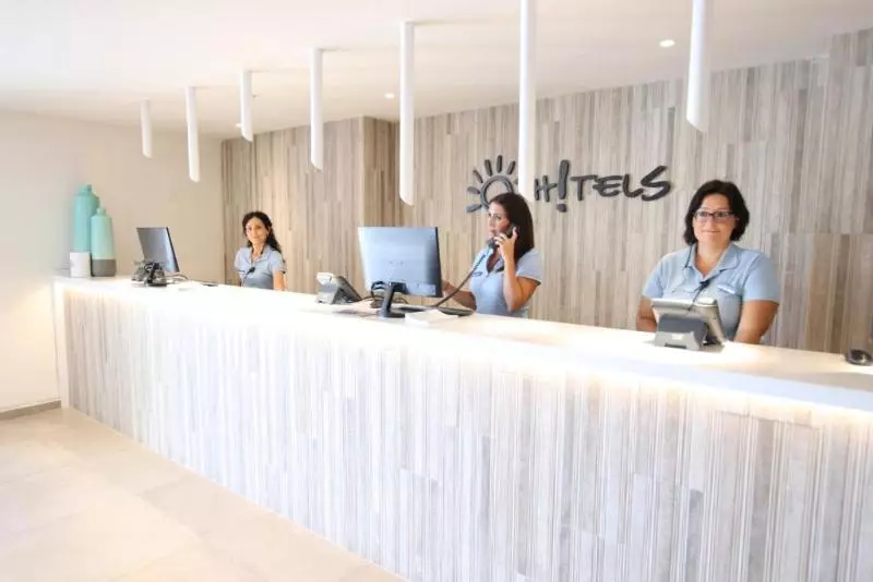 هتل Roquetas El Palmeral by Pierre & Vacances