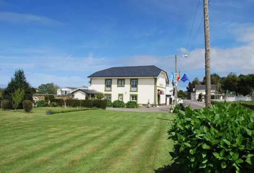 Hotel Luarca Zabala