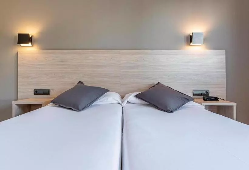 فندق Air Penedès