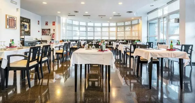 فندق Air Penedès