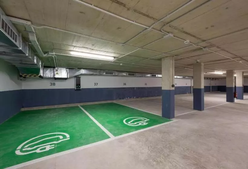 فندق Catalonia Mirador des Port