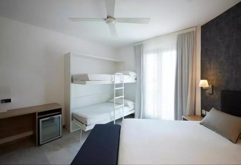 فندق Catalonia Mirador des Port