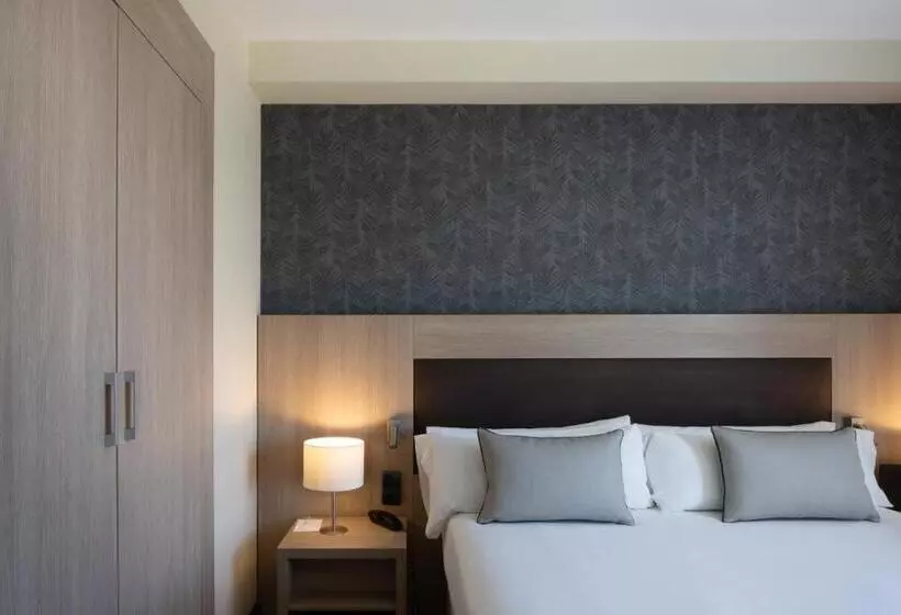 فندق Catalonia Mirador des Port