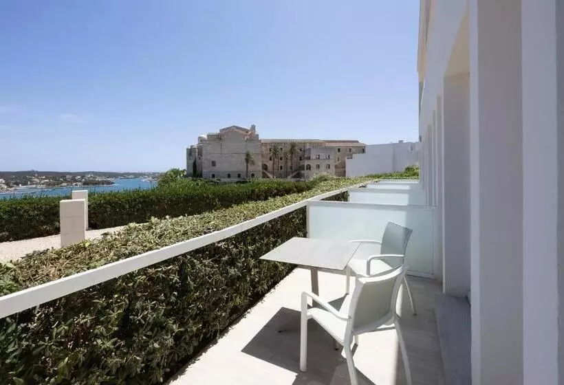 فندق Catalonia Mirador des Port