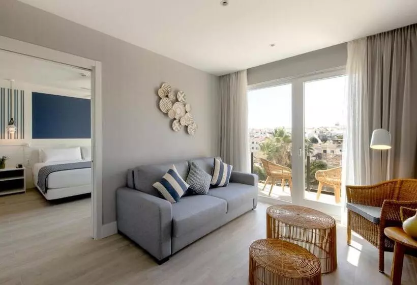 فندق Catalonia Mirador des Port