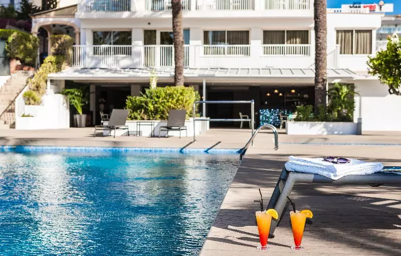 호텔 Eurostars Marivent