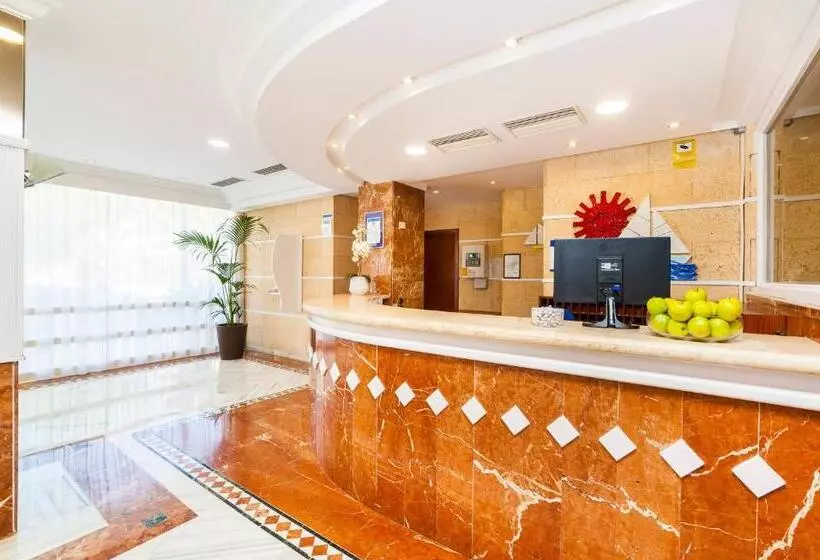 فندق Globales Condes De Alcudia