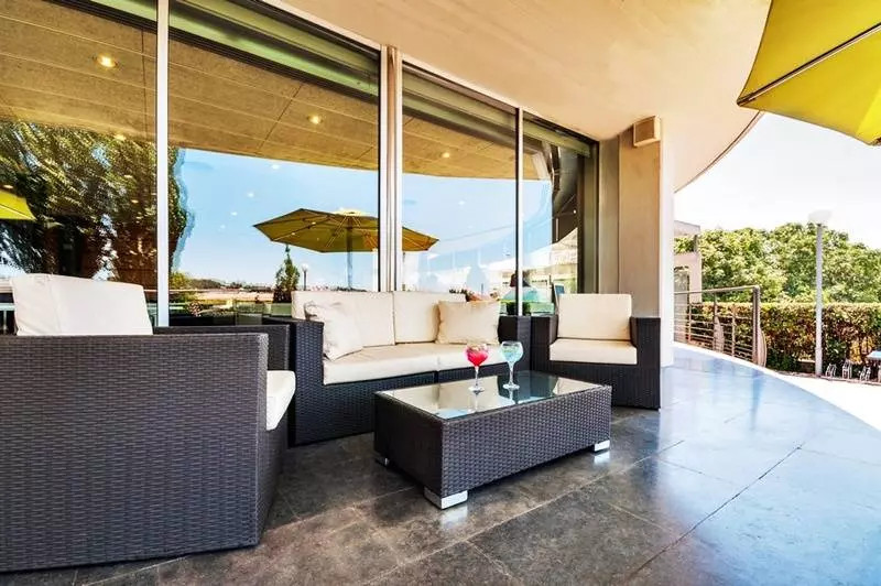 Отель Granollers