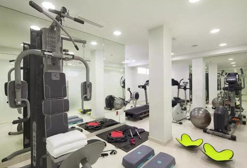 Отель HM Tropical