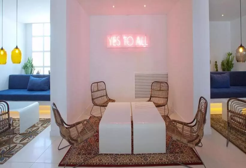 Отель HM Tropical