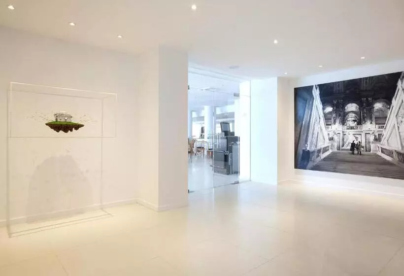 Отель HM Tropical