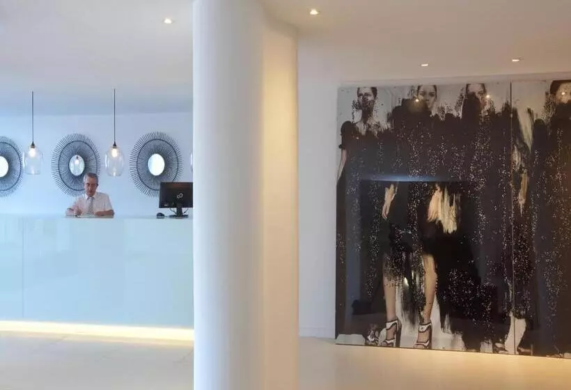 Отель HM Tropical