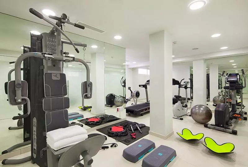 Отель HM Tropical