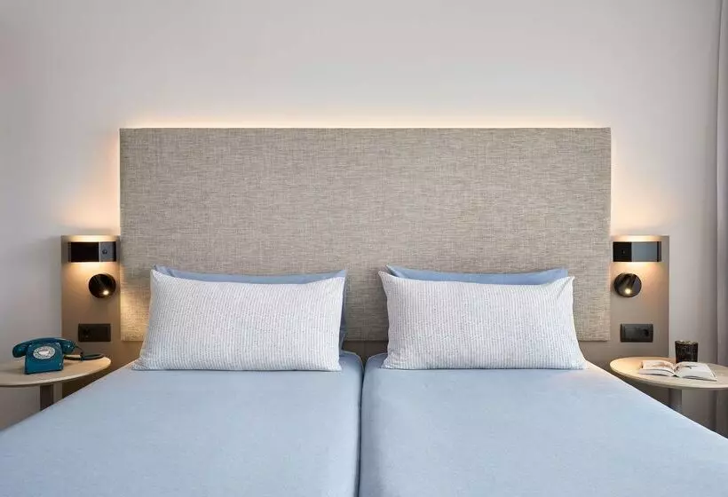 Отель Innside By Meliá Barcelona Apolo