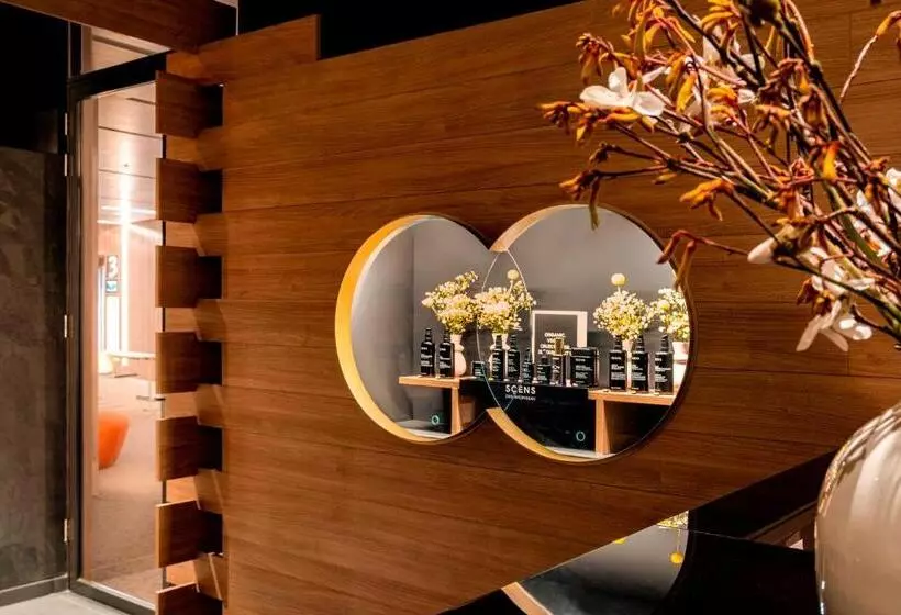 בית מלון כפרי Me Barcelona