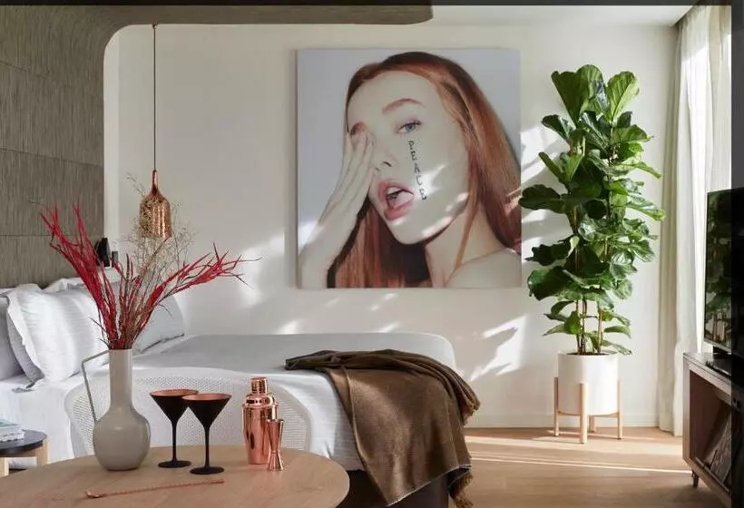 בית מלון כפרי Me Barcelona