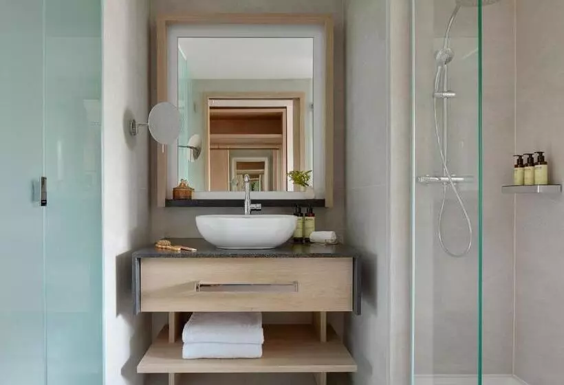 בית מלון כפרי Me Barcelona