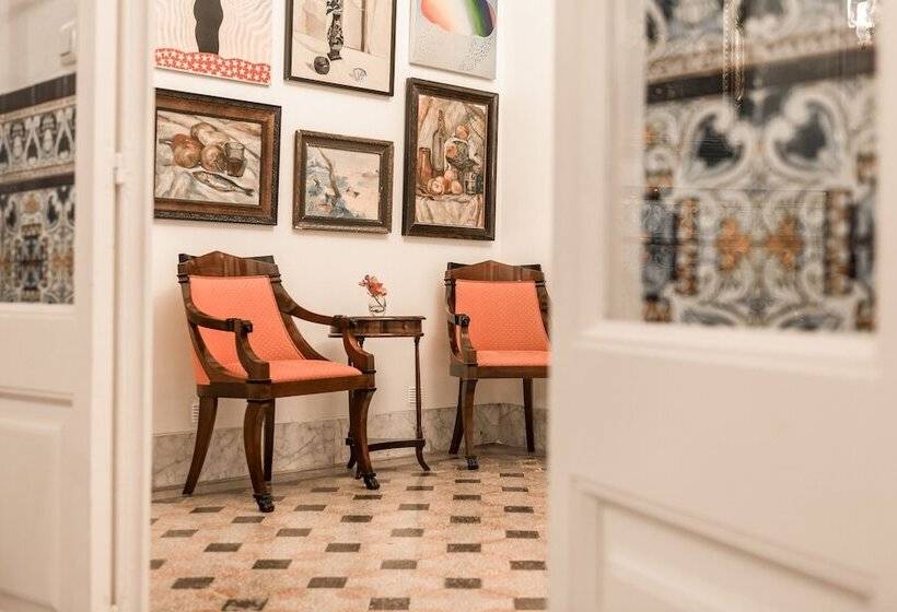 هتل Medium Romantic