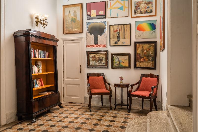 هتل Medium Romantic