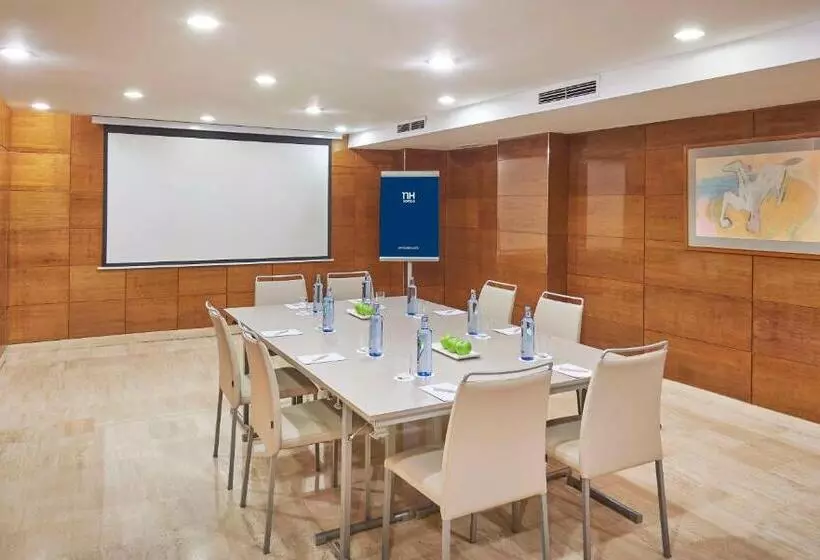 호텔 NH Barcelona Eixample