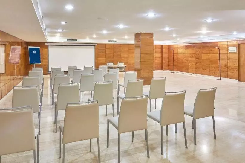 호텔 NH Barcelona Eixample