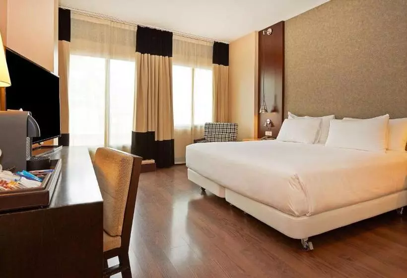 호텔 NH Barcelona Eixample