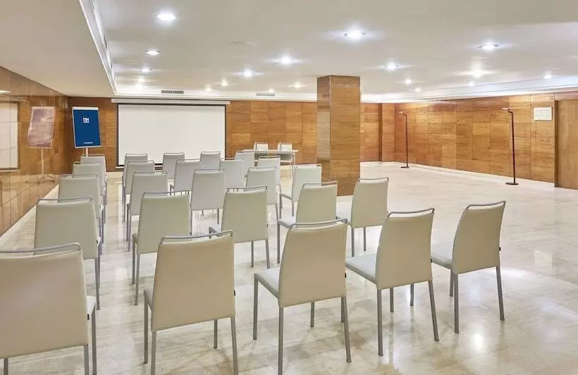 호텔 NH Barcelona Eixample