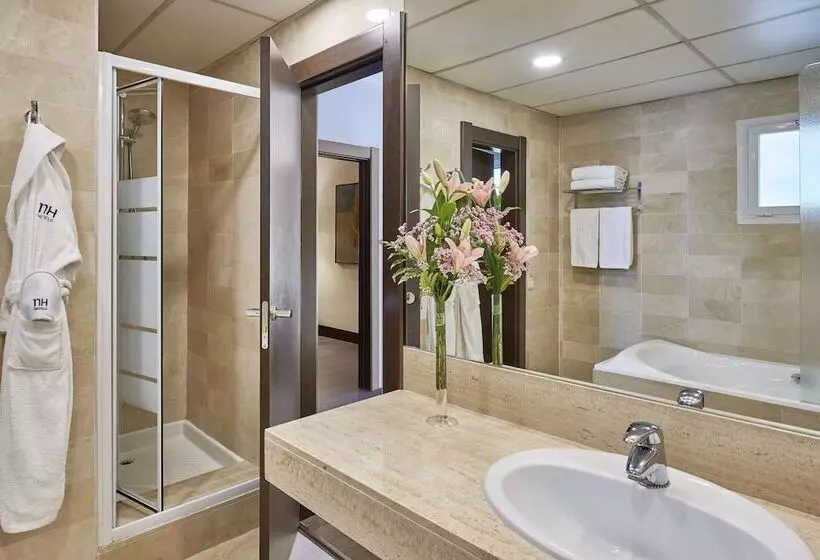 호텔 NH Barcelona Eixample