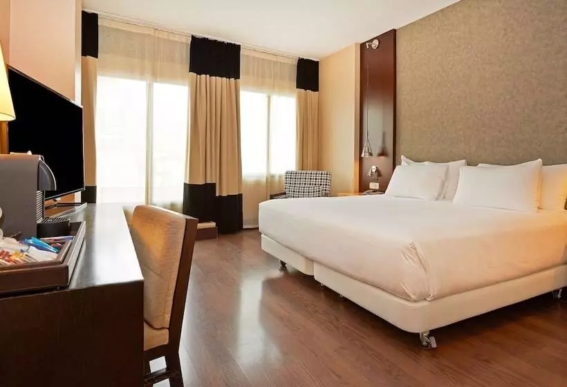 호텔 NH Barcelona Eixample