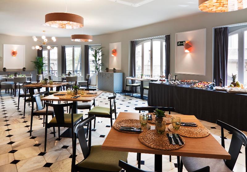 هتل One Shot Palacio Reina Victoria 04