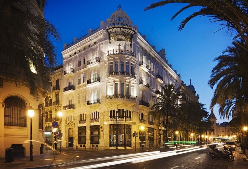 هتل One Shot Palacio Reina Victoria 04