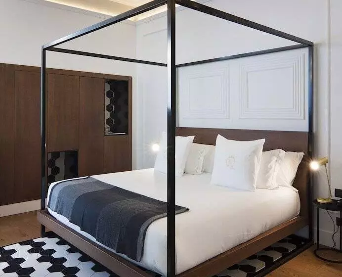 فندق One Shot Palacio Reina Victoria 04