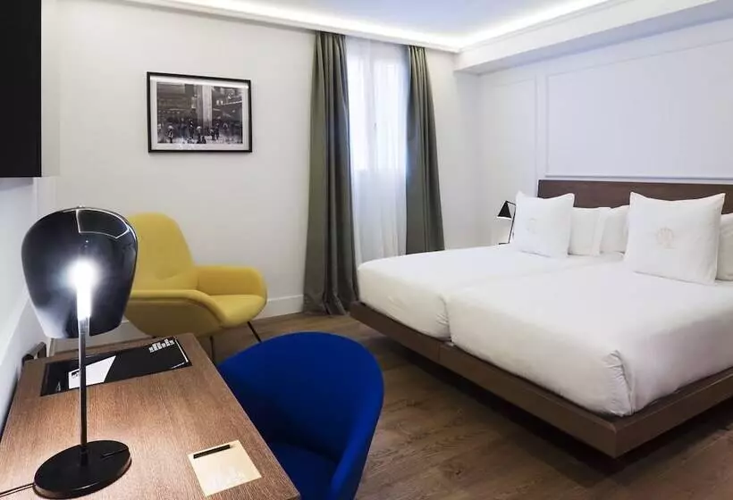 فندق One Shot Palacio Reina Victoria 04