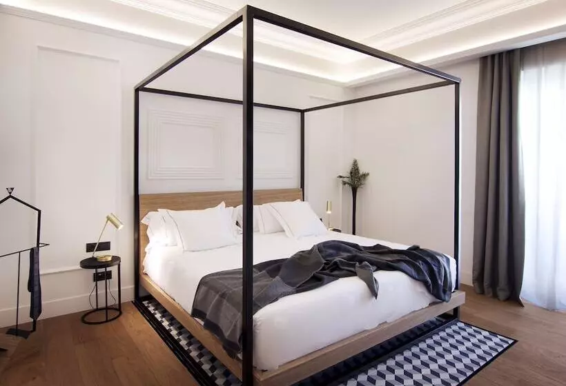 فندق One Shot Palacio Reina Victoria 04