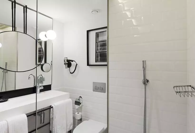 فندق One Shot Palacio Reina Victoria 04