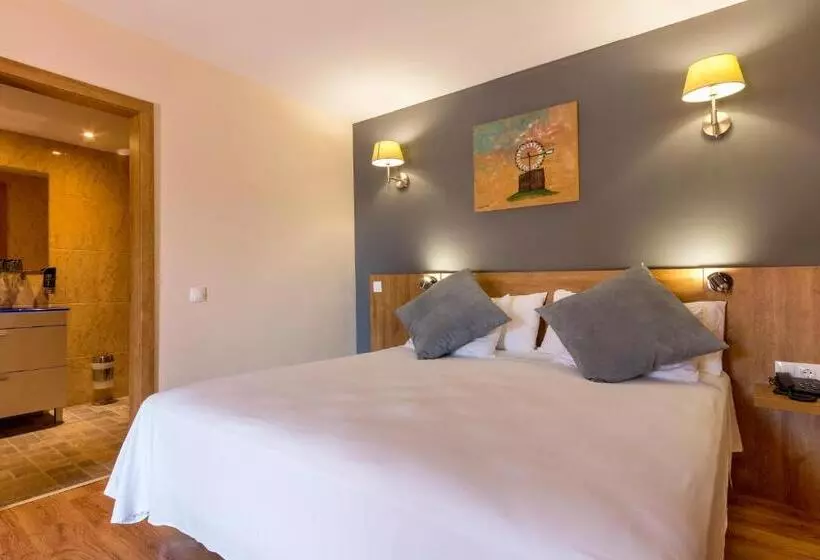 فندق Nura Santa Ponsa Pins