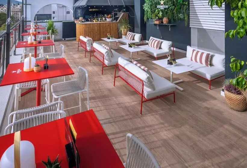 Отель Serhs Rivoli Rambla