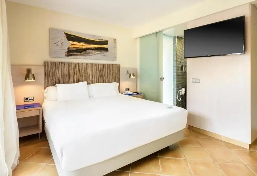 Hotel Seth Punta Prima