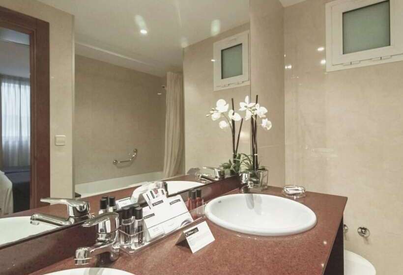 هتل Rh Sorolla Centro