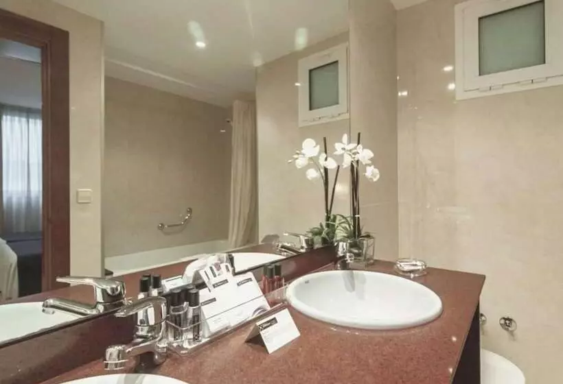 فندق Rh Sorolla Centro