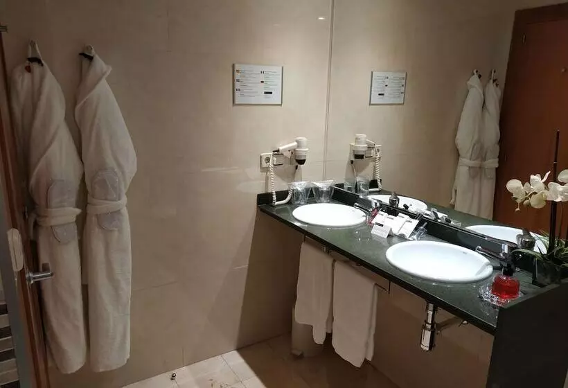 فندق Rh Sorolla Centro