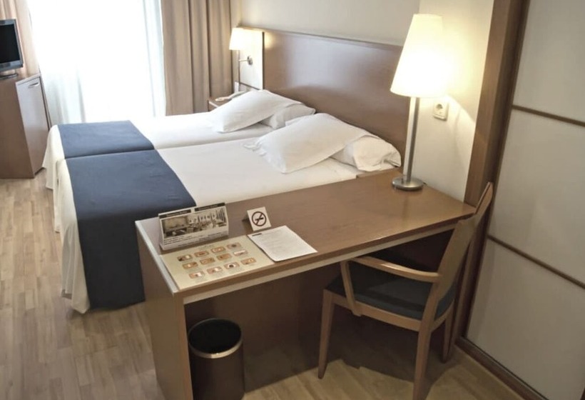 هتل Rh Sorolla Centro